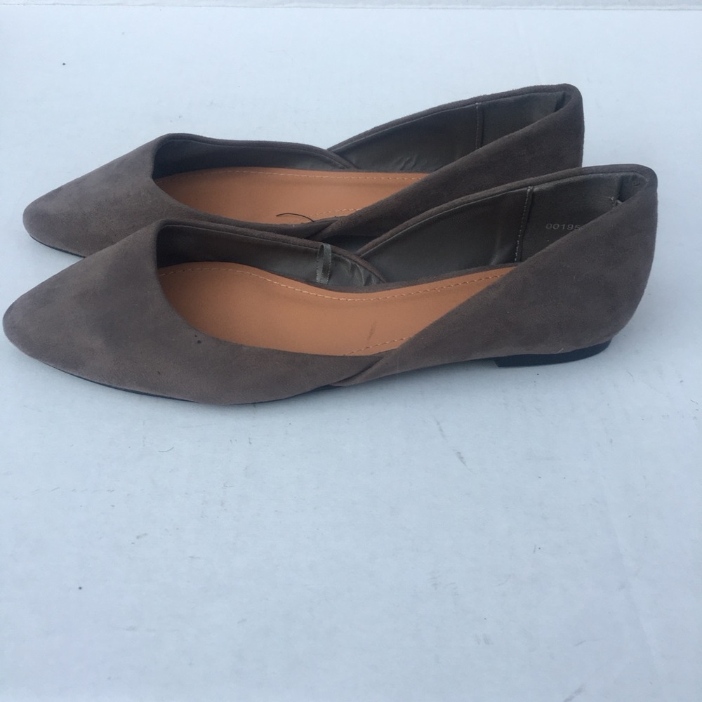 Forever 21 faux suede ballet flats NWOT